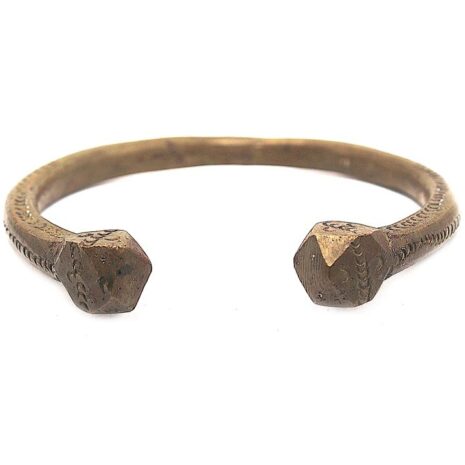 3156-Juareg-Woman-fighting-flt-frt5- 3156-Juareg-Woman-fighting-flt-frt5-