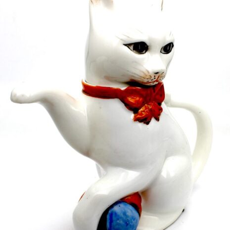 7-19420A-JAS-cat-ball-front-diag-par-L-tail-R 7-19420A-JAS-cat-ball-front-diag-par-L-tail-R