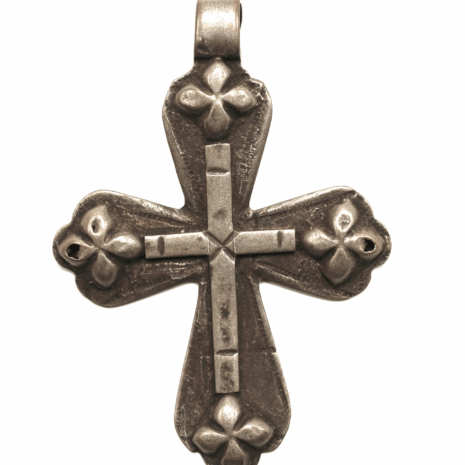 4 Interior Cross with 3 Part Rounded Arms (E335) 4 Interior Cross with 3 Part Rounded Arms (E335)