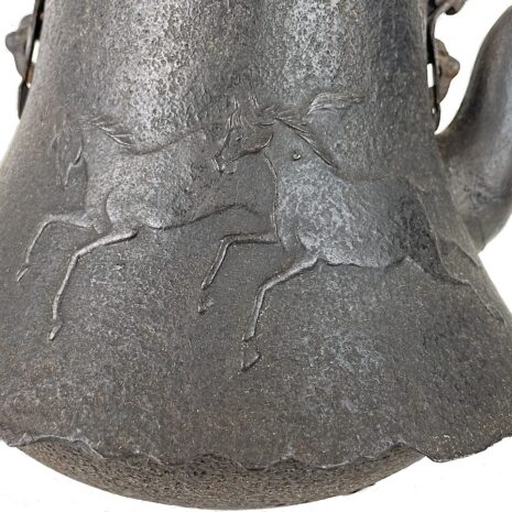 2 4153 Tetsuban Pot Horses copy 2 2 4153 Tetsuban Pot Horses copy 2