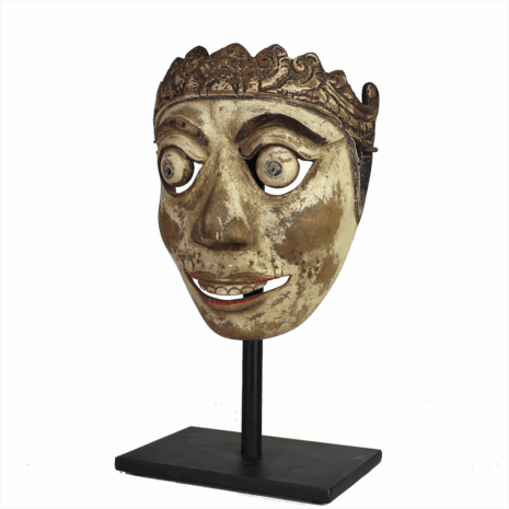 4 1316ZLS Dalem Lombok stand FRONT L 4 1316ZLS Dalem Lombok stand FRONT L