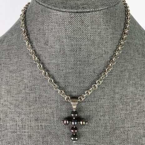 P067 Bl Pearl Cross 1 copy 2 P067 Bl Pearl Cross 1 copy 2